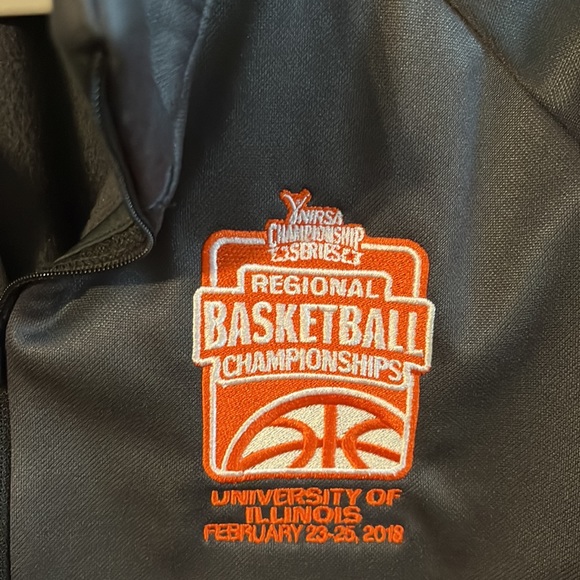 Nike men’s 1/4 zip. - Picture 3 of 3